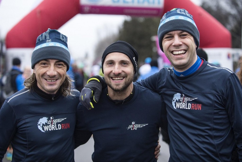 ambasadorii-wings-for-life-world-run-Dani Otil, Daniel Osmanovici si Toma Coconea au facut echipa la primul semimaraton al anului - Gerar 27 ianuarie